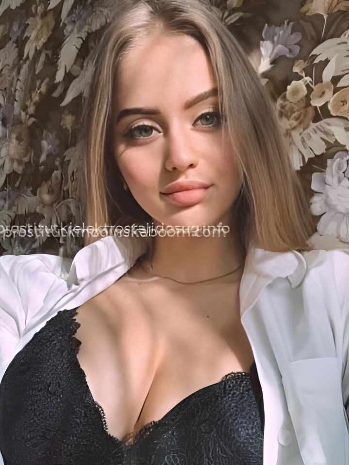 Анюта привлекальеная девушка из Корсакова цена от 2000 руб