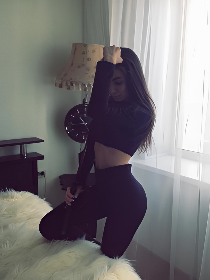 Фаина привлекальеная девушка из Корсакова цена от 4000 руб