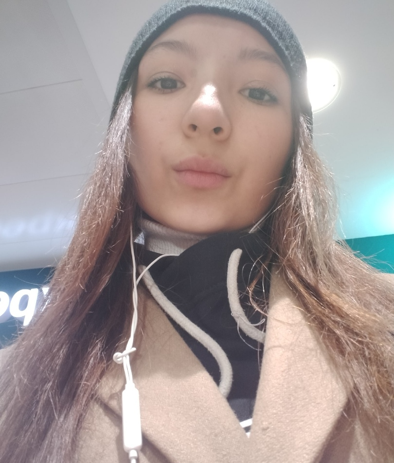 Надежда привлекательная девушка из Корсакова цена от 3000 руб