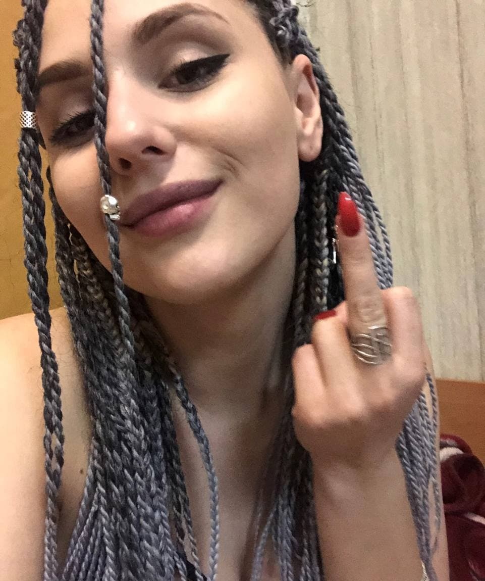 Юлия привлекальеная девушка из Корсакова цена от 3000 руб