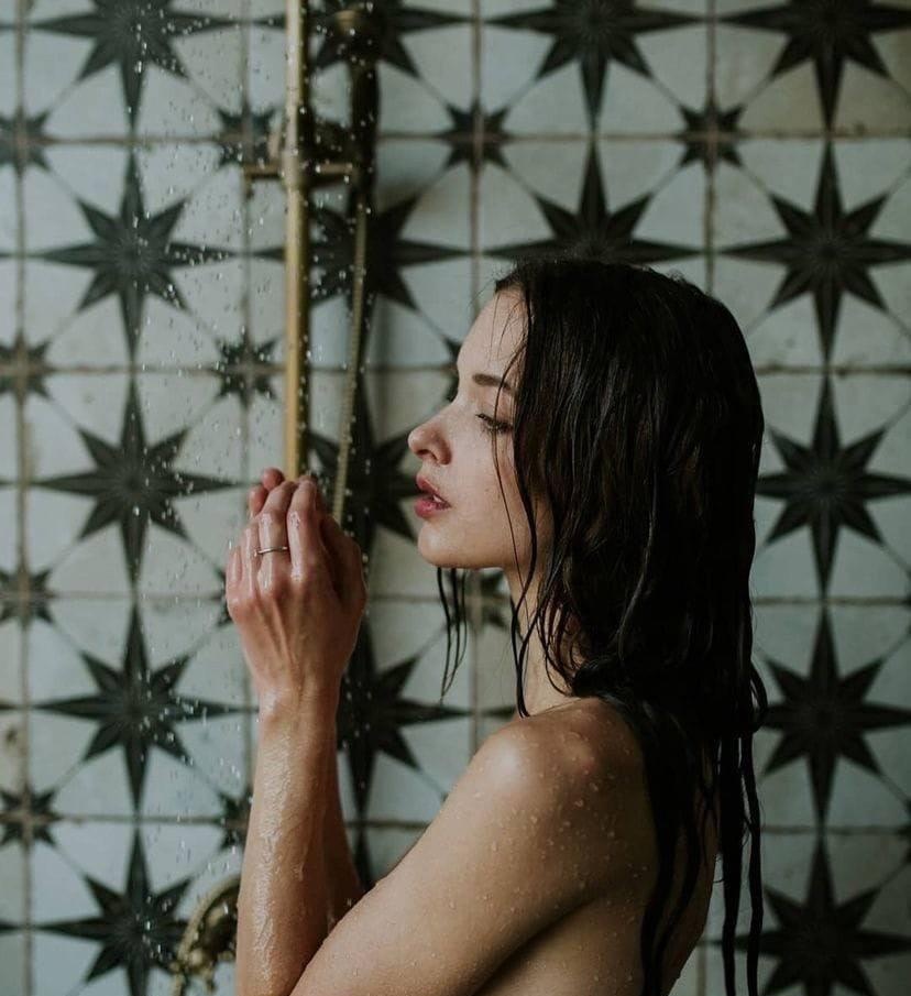 Лизетта привлекальеная девушка из Корсакова цена от 6000 руб