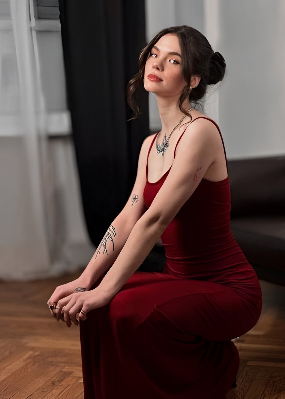 Кристина привлекательная девушка из Корсакова цена от 15000 руб