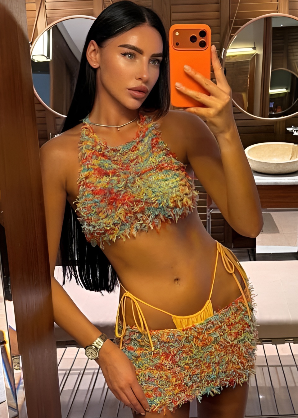 МАЛЛИНА VIP привлекательная девушка из Корсакова цена от 18000 руб