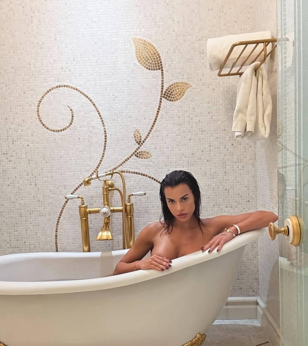 Индивидуалка Влада, доступна для личного знакомства от 6000 руб