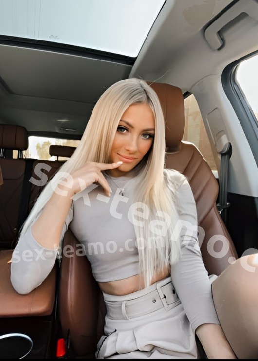 Юлия привлекательная девушка из Корсакова цена от 2500 руб