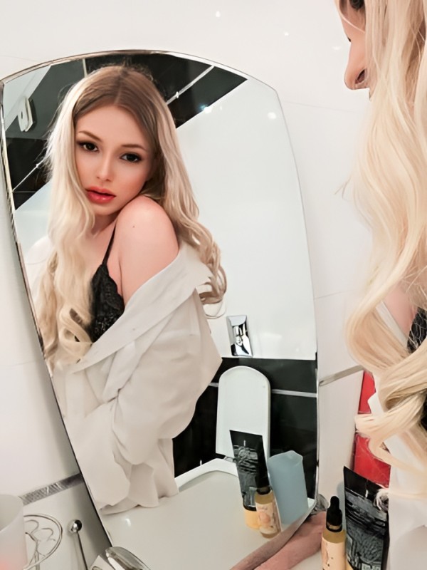 Римма привлекательная девушка из Корсакова цена от 1500 руб