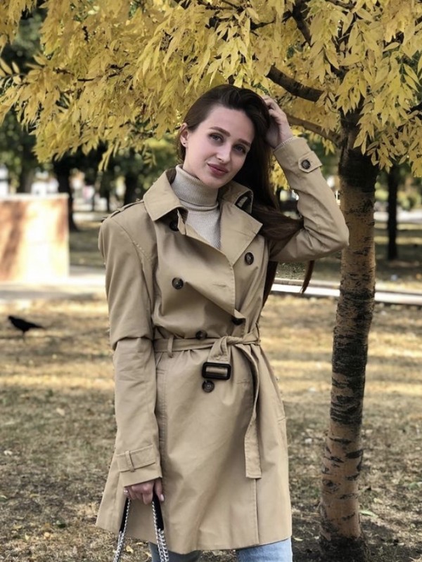 Эльвира привлекательная девушка из Корсакова цена от 4000 руб