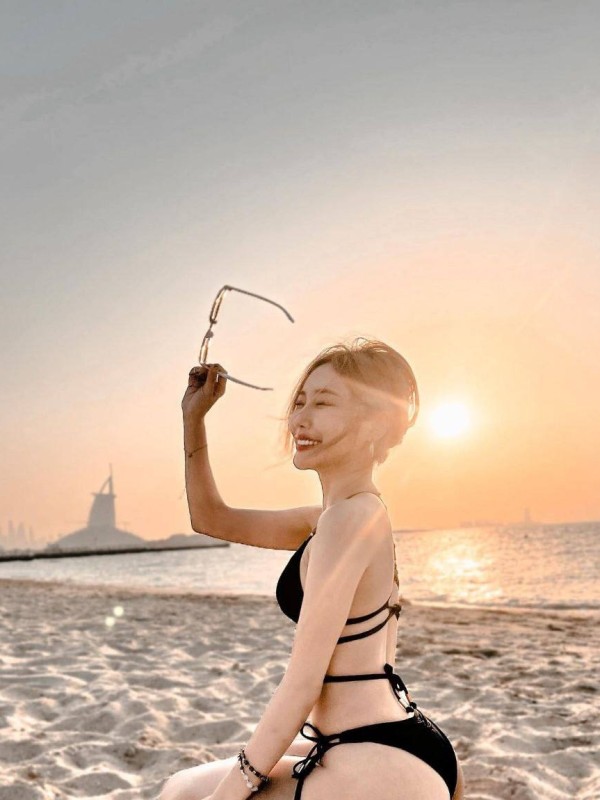 Марина привлекательная девушка из Корсакова цена от 3000 руб