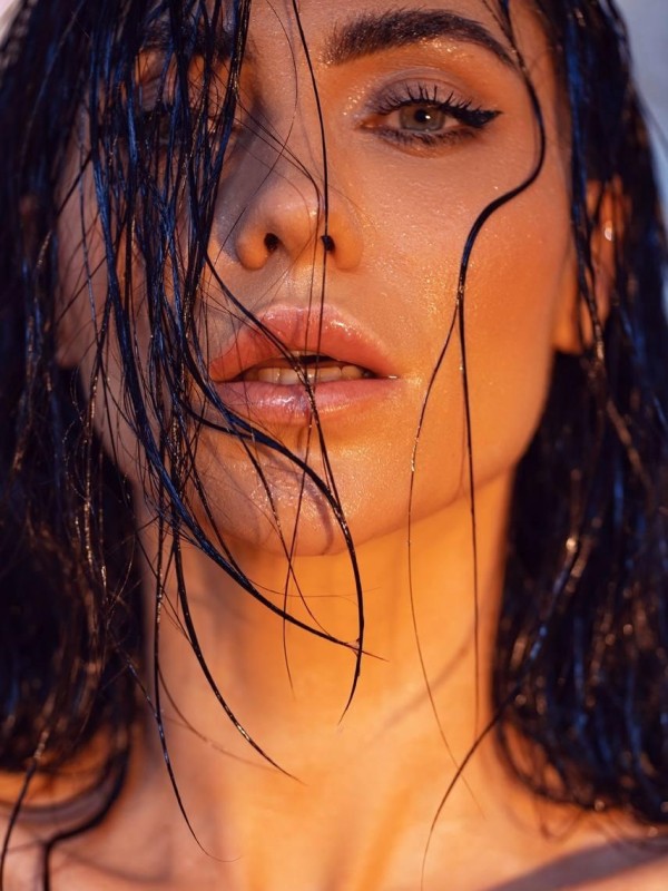 Эмилия привлекательная девушка из Корсакова цена от 8000 руб